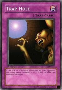 Trap Hole - Starter Deck: Yugi - YuGiOh card