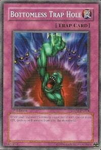 Bottomless Trap Hole - Structure Deck: Zombie World - YuGiOh card
