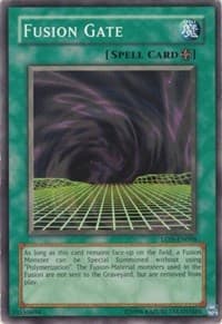 Fusion Gate - Labyrinth of Nightmare (Worldwide English) - YuGiOh card