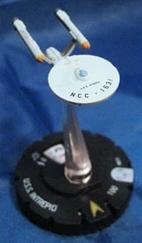 U.S.S. Intrepid - Star Trek: Tactics II - Heroclix card